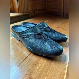 NWOT Cole Haan black Nike air Bria slip on slide mules with bow size 8.5